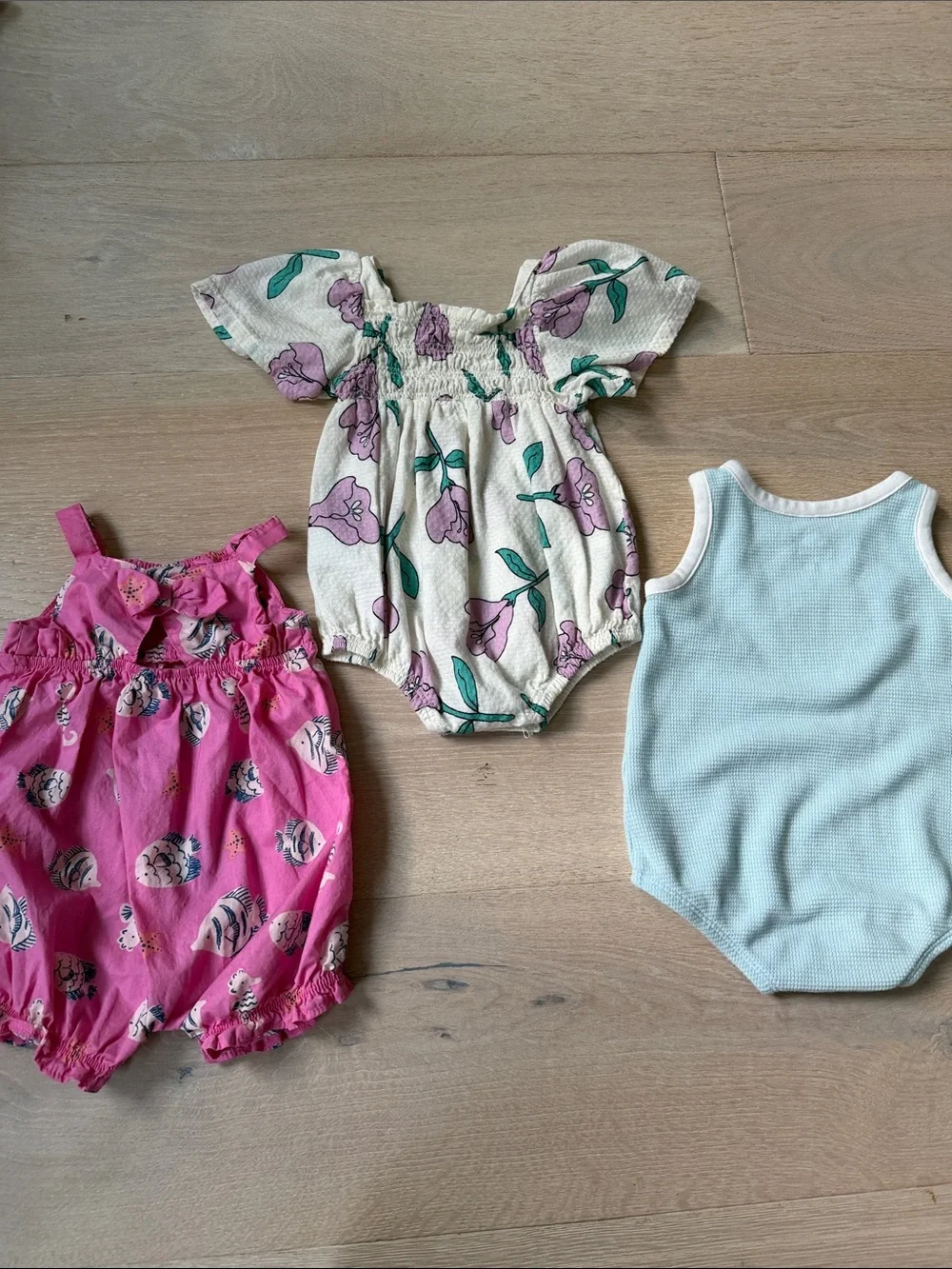 Bundle Baby Girl Summer Rompers Floral, Striped, Shell Pink Prints 3-6 m carters